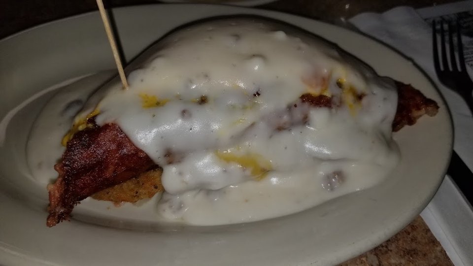 Scrambled Eggs w Cheese